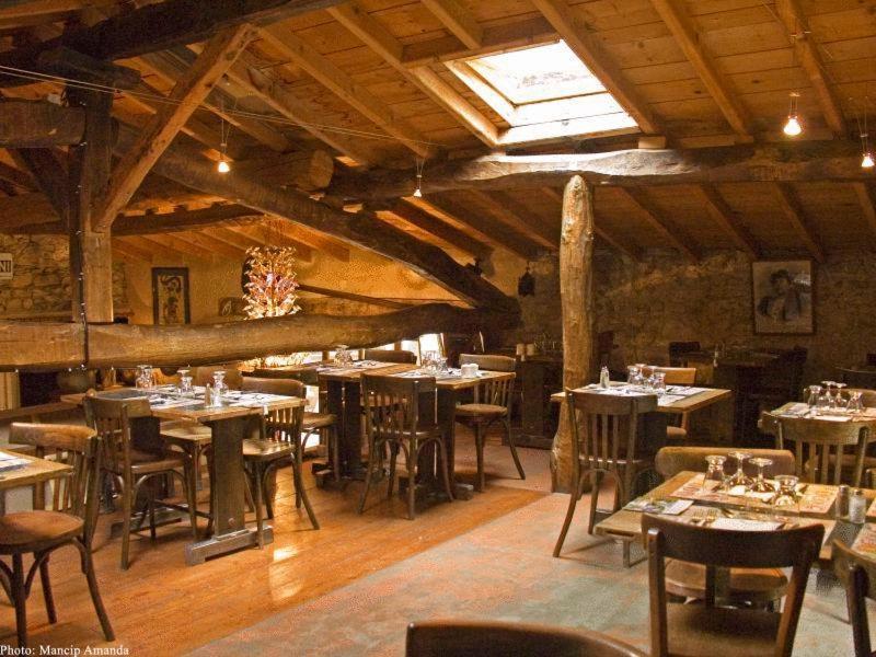 Le Moulin De La Pipe - Logis Hotel Restaurant Plan-de-Baix Exteriör bild